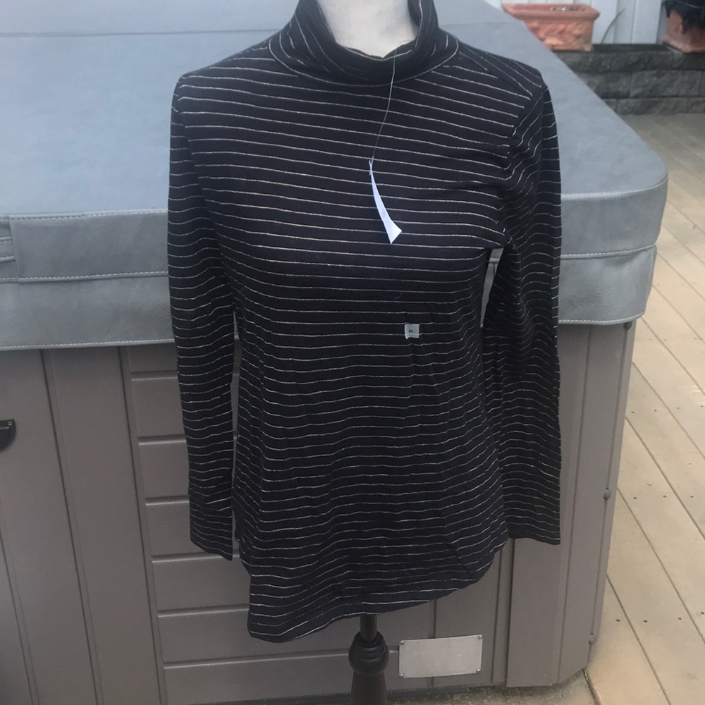 Loft vintage soft black and gold top new